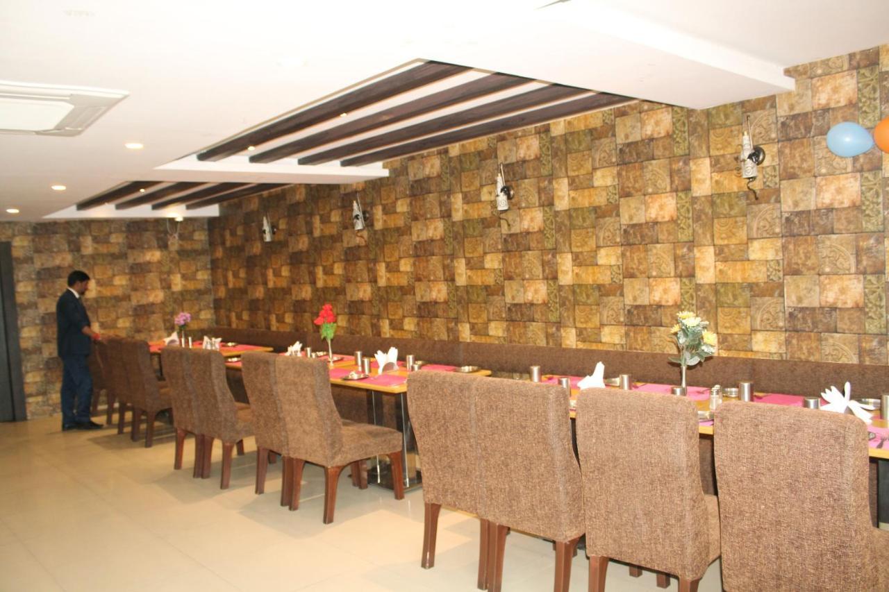Hotel Anandam Kanker Exterior photo